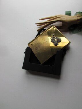 Vintage 1950 Era Volupte Compact Sophisticase Swinglok & Carrying Case